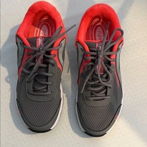 RYKA Dash Pro NEW size 6M